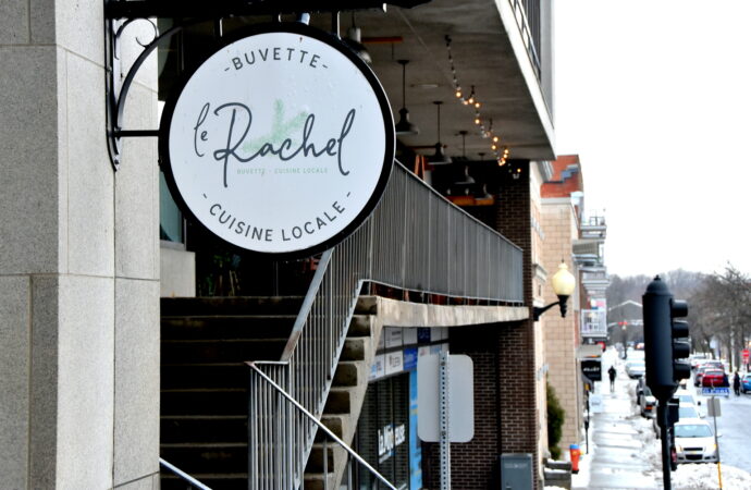 Le propriétaire du Rachel annonce la fermeture de son restaurant et invite la clientèle à le fermer positivement