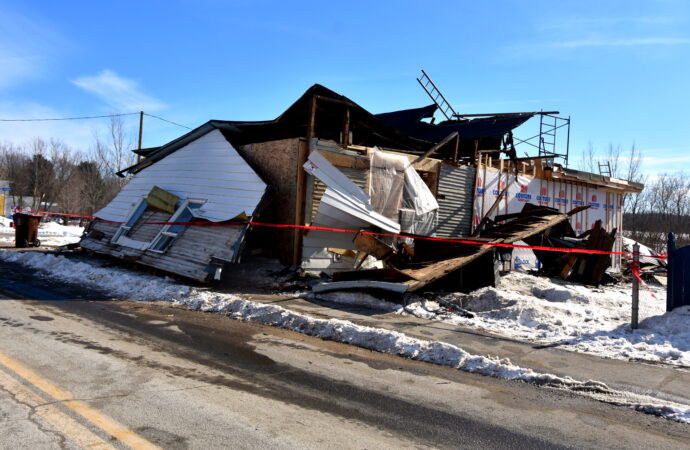 Une maison en chantier s’effondre à l’Avenir