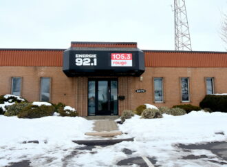 Transaction majeure – Arsenal Media fait l’acquisition de 7 stations de radio, dont les deux stations de Drummondville