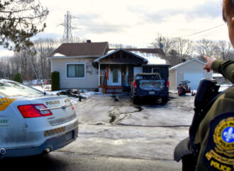 Incendie suspect : Deux véhicules et une maison endommagés lors d&rsquo;incendies à Drummondville, la SQ enquête