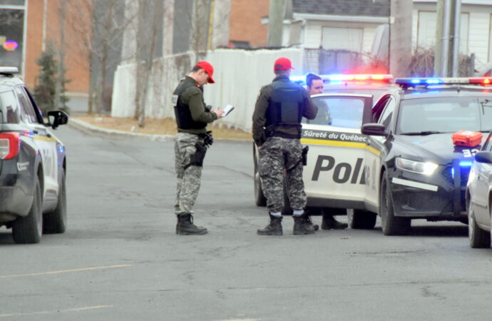 Moyens de pression et négociation : Les policiers de la Sûreté du Québec intensifient leurs moyens de pression et augmentent leurs actions de visibilité