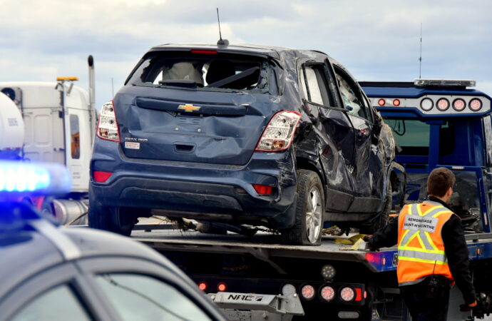 Accident mortel : Un homme perd la vie suite à une sortie de route sur l’autoroute 20