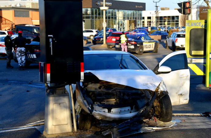 Une collision entre deux véhicules a fait un blessé à Drummondville