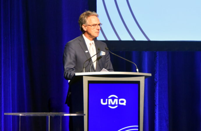 Martin Damphousse reconduit pour un second mandat à la présidence de l’UMQ