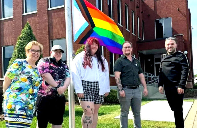 Drummondville souligne la Journée internationale contre l’homophobie et la transphobie