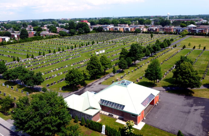 Technologie et éco-responsabilité : le cimetière St-Pierre résolument tourné vers l’avenir à Drummondville