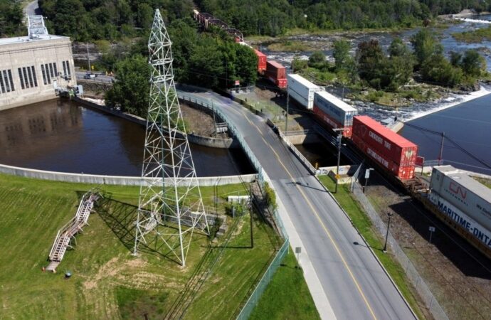 Lock-out ferroviaire : Les Teamsters dénoncent le mépris du CN et du CPKC pour la sécurité et les travailleurs