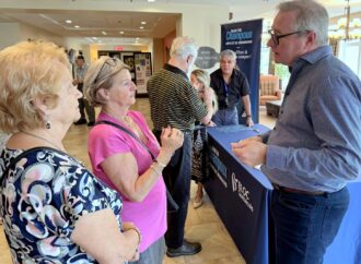 Pauvreté et précarité des aînés : Martin Champoux et Andréanne Larouche à la rencontre des aînés à Drummondville