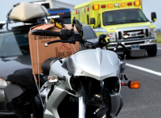 Une conduite erratique à l’origine d’un accident de moto sur l’autoroute 20