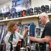 Ski : Location ou achat ? Trouvez la réponse et le ski parfait grâce aux conseils des experts de chez Sportèque