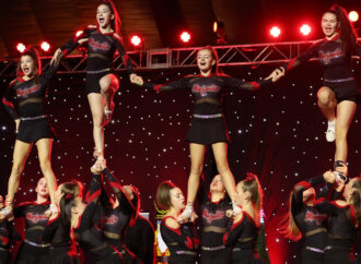 Compétition de cheerleading : des podiums pour les équipes Majestic All Stars de Drummondville