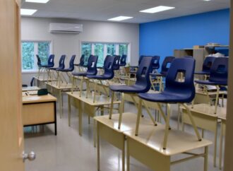 Le Parti Québécois de Drummond-Bois-Francs dénonce les coupures au Centre de services scolaire Des Chênes