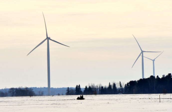 Appel d’offres éolien : Des élus municipaux du Centre-du-Québec demandent à Hydro-Québec de leur permettre de poser leurs questions