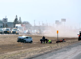 Une conductrice blessée dans une violente collision sur l’autoroute 20 à Drummondville