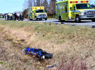 Accident de moto : une femme et une enfant blessées sur le 7e Rang