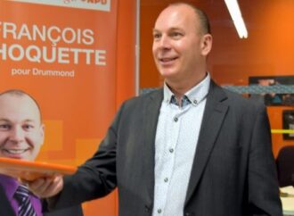 Élections fédérales 2025 : le candidat du NPD François Choquette réclame une hausse des transferts en santé