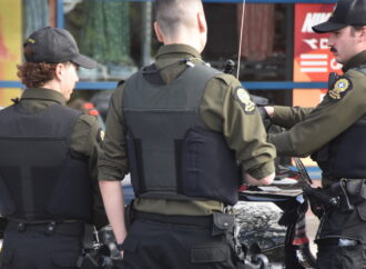 Vol de bottes de travail : un homme intercepté après un vol sur la 13e Avenue à Drummondville