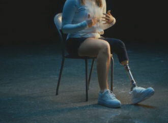 « Voir au-delà de la différence » : une vidéo percutante pour la Semaine des personnes handicapées