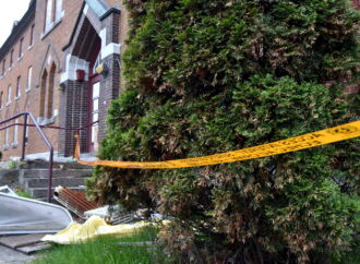 Macabre découverte au domaine des Pères Montfortains : un corps retrouvé sans vie, la SQ et le coroner enquêtent à Drummondville