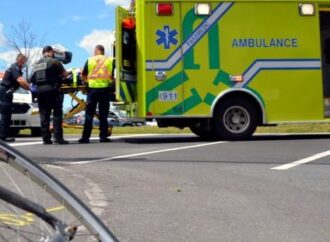 Cycliste happé par une voiture au Centre-du-Québec : un homme toujours hospitalisé et dans un état critique.