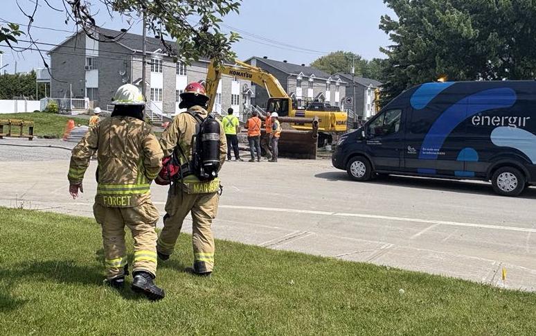 Gaz pompier rue Bernier Vingt55 tous drots reservés (5)