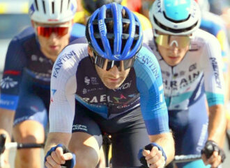 Hugo Houle rejoint l’échappée en ouverture du Tour de Suisse