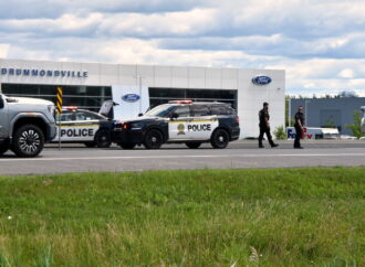 Un autre automobiliste circule en sens inverse sur l’autoroute 55, puis l’autoroute 20 à Drummondville