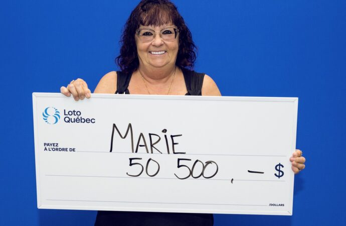 Loto-Québec : une Drummondvilloise empoche 50 500 $ et franchit enfin les portes du Salon des gagnants