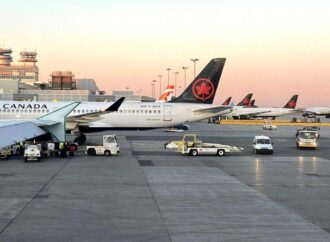 Conflit de travail : Air Canada annule ses vols, les voyageurs coincés déplorent la situation
