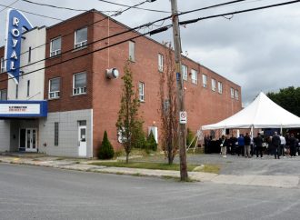Relocalisation du Comptoir alimentaire à la Salle Royale : la découverte d’amiante et de problèmes structuraux fait grimper la facture à plus de 10 M$