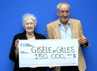 Grâce à un billet acheté à Drummondville, un couple profitera d’une retraite très agréable après avoir remporté 150 000 $ à Loto-Québec