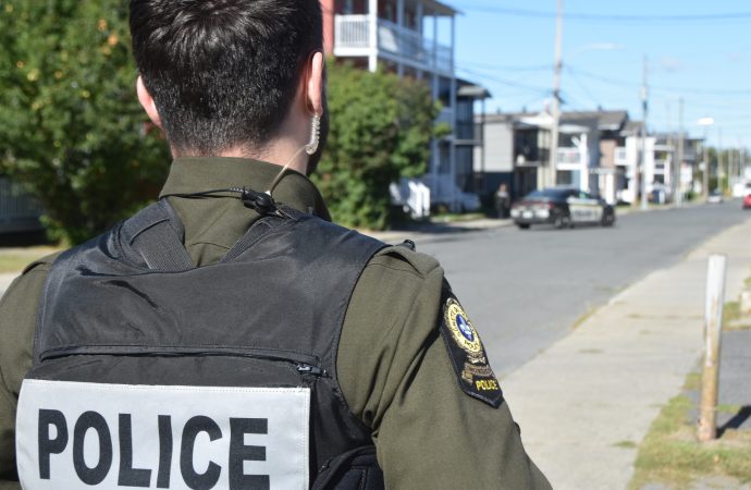 Deux agressions et voies de fait envers des femmes ont forcé deux déploiements policiers majeurs à Drummondville