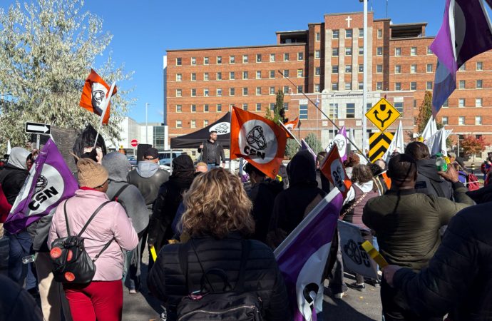 La FSSS-CSN hausse le ton : mobilisation à Drummondville « Ça suffit ! » la CSN appelle à une mobilisation générale