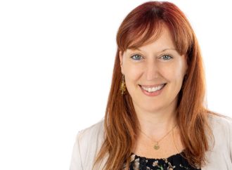 Une voix engagée pour Saint-Albert : Monia Pouzet se lance dans la course municipale