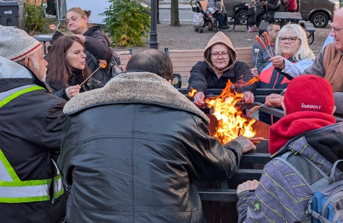 Une Nuit des sans-abri rassembleuse et porteuse d’espoir à la Place Saint-Frédéric