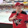 Hockey et solidarité : Max Coulombe transforme les buts des Voltigeurs en gestes d’entraide pour La Rose des Vents