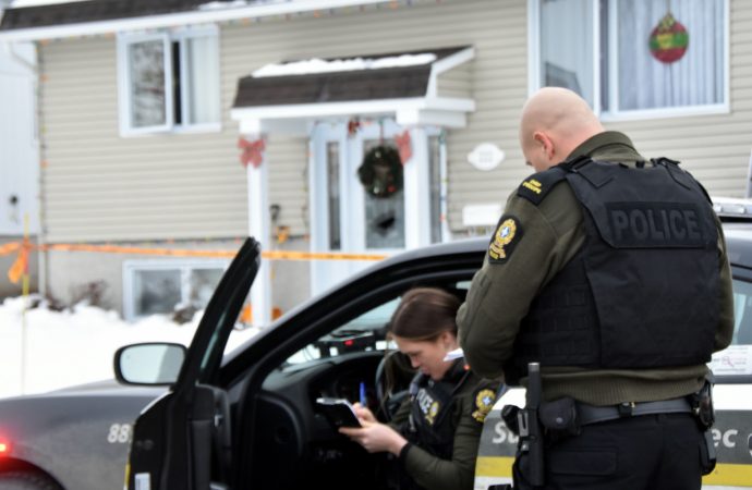 Flambée de la criminalité : trois résidences visées par des cocktails Molotov à Drummondville