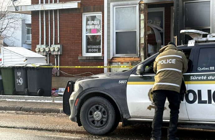 Une femme blessée dans un incendie suspect au centre-ville : la Sûreté du Québec enquête à Drummondville