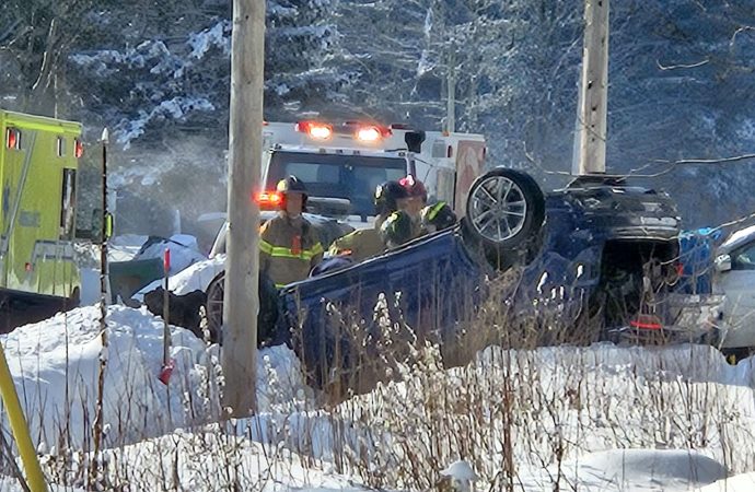 Une conductrice secourue après une embardée à Sainte-Clotilde-de-Horton