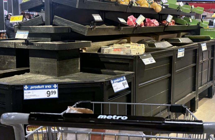 Grève au centre de distribution de Metro : à défaut d’entente, la distribution de certains produits frais pourrait être perturbée dans les succursales