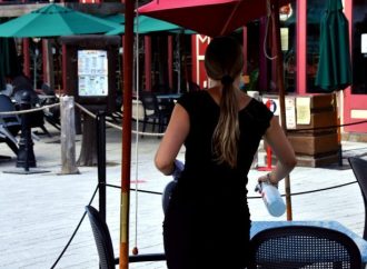 Travailleurs étrangers temporaires : l’ARQ craint des pénuries dans la restauration à l’approche de la saison touristique.