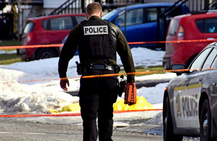 Corps découvert sur la rue des Mésanges : la victime identifiée, toutes les pistes analysées