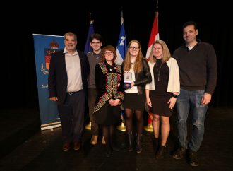 Médailles de la Lieutenante-gouverneure : Élisabeth Parent, Amandine Rollet, Laurence Simoneau et Noah St-Onge récompensés pour leur engagement exceptionnel