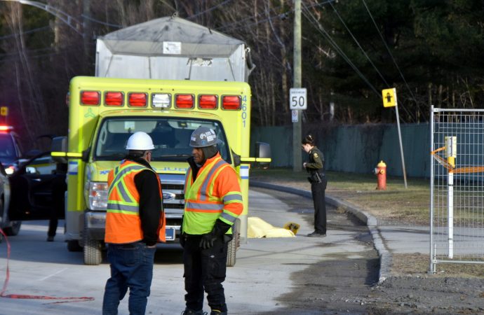 Journée de commémoration : 14 travailleurs morts au travail en 2025 au Centre-du-Québec, la CSN réclame des actions concrètes