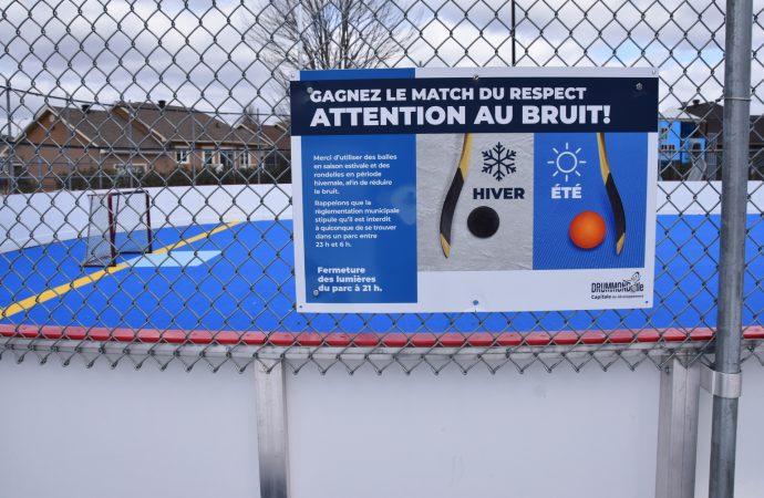 Bruit au parc Jardin-des-Galeries : ‘Parc de la discorde’ des impacts et un répit toujours attendu par les résidents