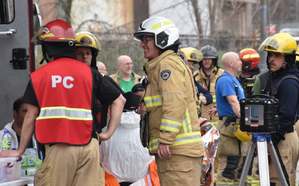 Intervention HAZMAT chez Agropur @ Crédit photo Eric Beaupré Vingt55 Tous droits réservés (6)