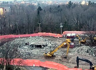 Le Domaine des Pères montfortains n’est plus : Un trou béant là où se dressait un pan d’histoire