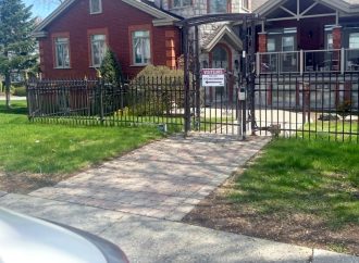 Enquête des crimes majeurs dans une RPA après le décès d’un nonagénaire à Drummondville