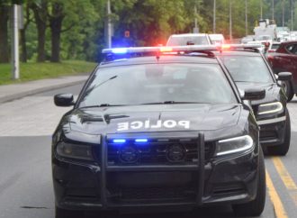Vedette, visite de marque ou…? Une importante escorte policière a fait tourner les têtes dans la région de Drummondville