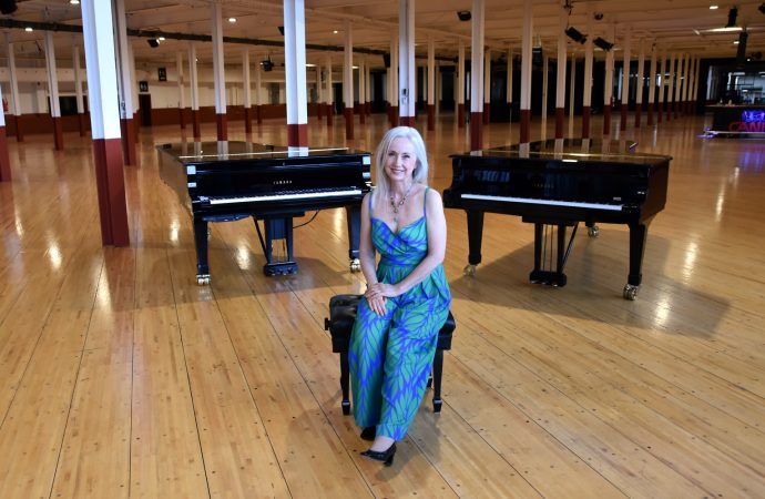 Deux Pianos : Le concert Tout pour l’Ukraine, avec Anne-Marie Dubois et Serhiy Salov à Drummondville
